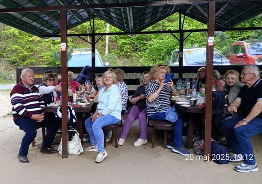 Seniorzy z Chełma bawili się w Kumowej Dolinie! [ZDJĘCIA]