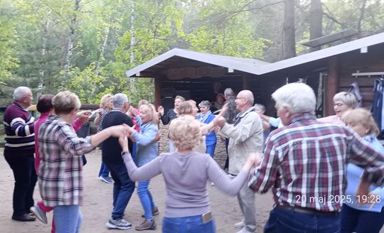 Seniorzy z Chełma bawili się w Kumowej Dolinie! [ZDJĘCIA]