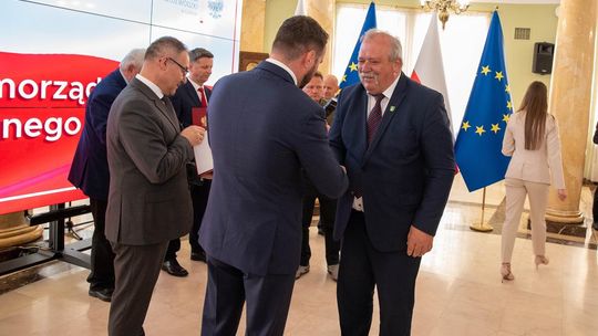 Region. Ci samorządowcy z naszego regionu zostali wyróżnieni przez wojewodę [GALERIA ZDJĘĆ]