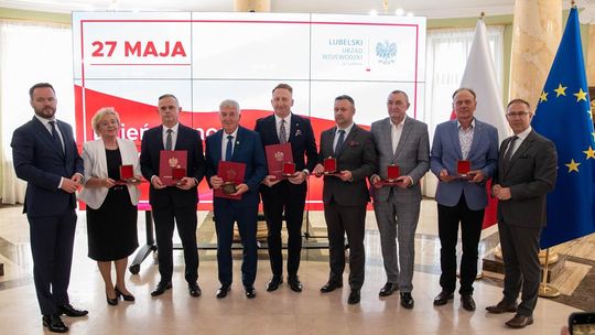Region. Ci samorządowcy z naszego regionu zostali wyróżnieni przez wojewodę [GALERIA ZDJĘĆ]