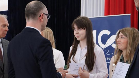 Region. Laureaci konkursów kuratoryjnych nagrodzeni [GALERIA ZDJĘĆ]