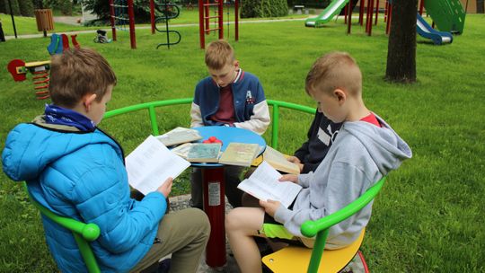 Chełm. Akcja Głośnego Czytania Poezji Jana Kochanowskiego [GALERIA ZDJĘĆ]