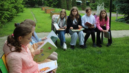 Chełm. Akcja Głośnego Czytania Poezji Jana Kochanowskiego [GALERIA ZDJĘĆ]