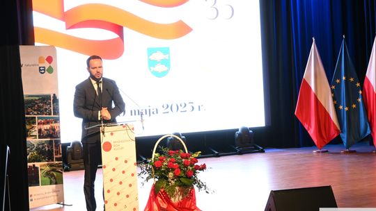 Uroczyste obchody 35-lecia samorządu terytorialnego w Krasnymstawie [GALERIA ZDJĘĆ]