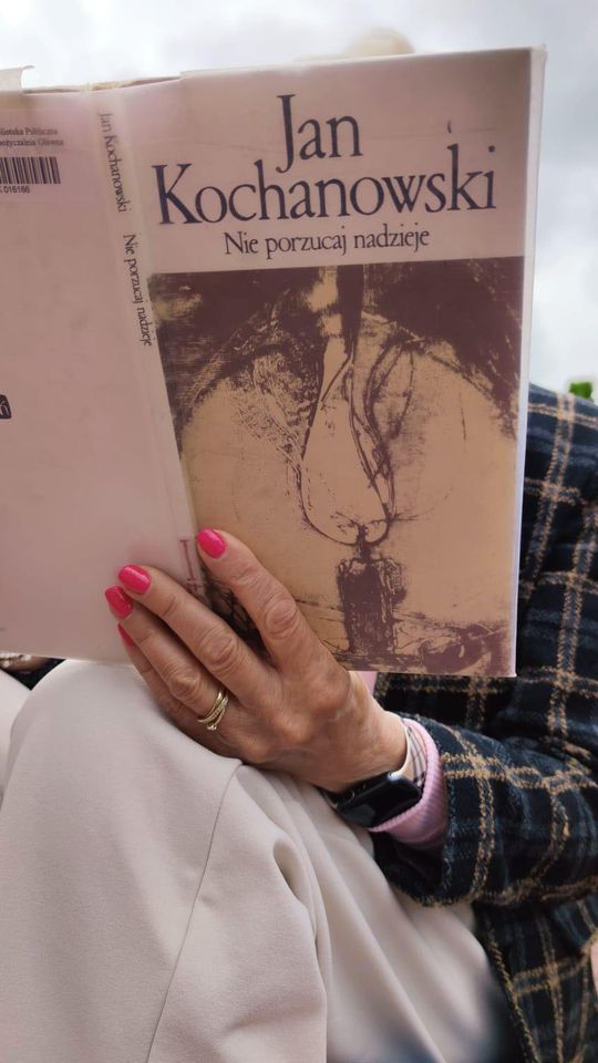 Chełm. Akcja Głośnego Czytania Poezji Jana Kochanowskiego [GALERIA ZDJĘĆ]