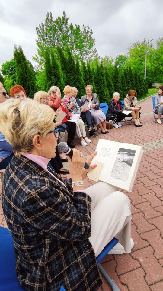 Chełm. Akcja Głośnego Czytania Poezji Jana Kochanowskiego [GALERIA ZDJĘĆ]