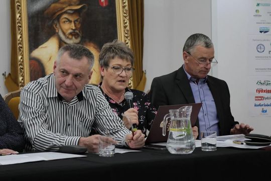 Centrum Kultury w Siennicy Różanej Centrum Kultury w Siennicy Różanej