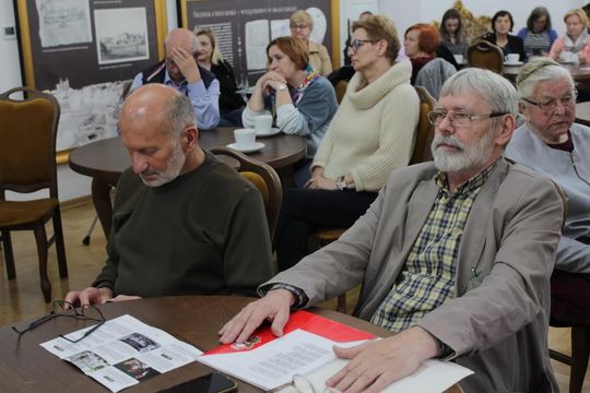 Centrum Kultury w Siennicy Różanej Centrum Kultury w Siennicy Różanej