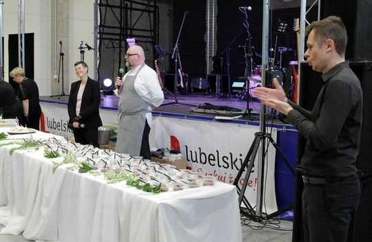 Centrum Kultury w Siennicy Różanej Centrum Kultury w Siennicy Różanej