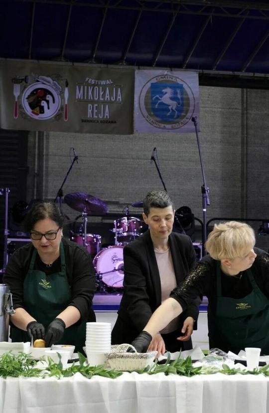 Centrum Kultury w Siennicy Różanej Centrum Kultury w Siennicy Różanej