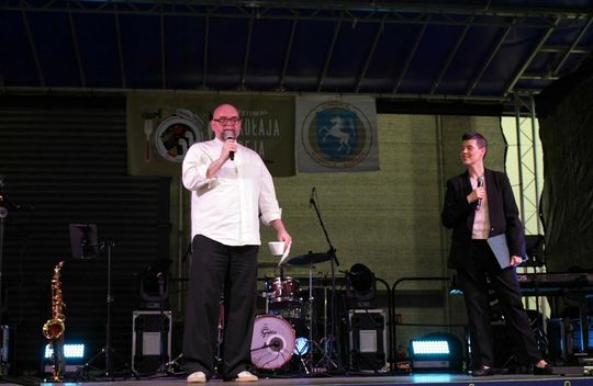 Centrum Kultury w Siennicy Różanej Centrum Kultury w Siennicy Różanej