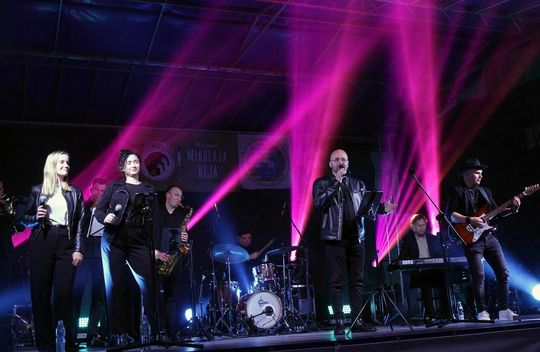 Centrum Kultury w Siennicy Różanej Centrum Kultury w Siennicy Różanej