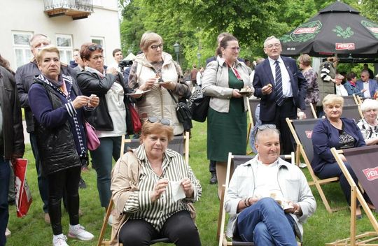 Centrum Kultury w Siennicy Różanej Centrum Kultury w Siennicy Różanej