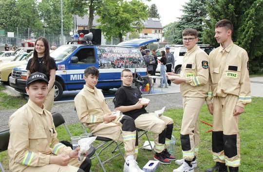 Centrum Kultury w Siennicy Różanej Centrum Kultury w Siennicy Różanej