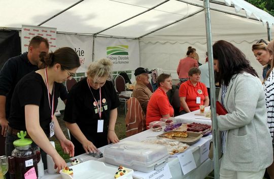 Centrum Kultury w Siennicy Różanej Centrum Kultury w Siennicy Różanej