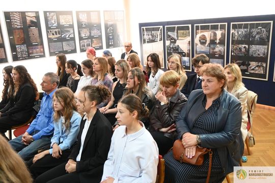 Pow. krasnostawski. Konkurs „Ocalmy naszą przeszłość” rozstrzygnięty! [GALERIA ZDJĘĆ]