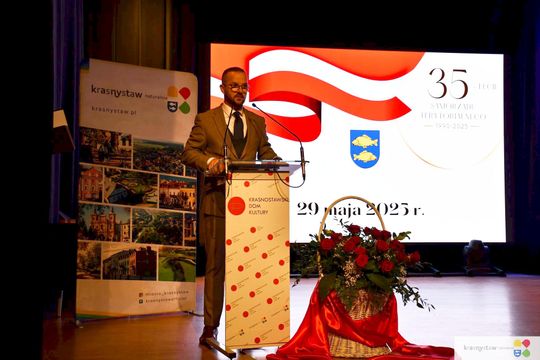 Uroczyste obchody 35-lecia samorządu terytorialnego w Krasnymstawie [GALERIA ZDJĘĆ]