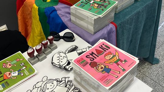 Trwają Chełmskie Targi Książki - Wieczorkowski, Bednarek, Chełmska legenda. W cieniu trzech dębów [GALERIA ZDJĘĆ]