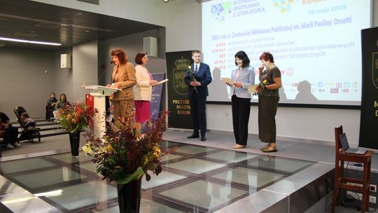 Trwają Chełmskie Targi Książki - Wieczorkowski, Bednarek, Chełmska legenda. W cieniu trzech dębów [GALERIA ZDJĘĆ]