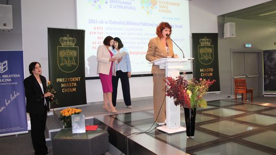 Trwają Chełmskie Targi Książki - Wieczorkowski, Bednarek, Chełmska legenda. W cieniu trzech dębów [GALERIA ZDJĘĆ]