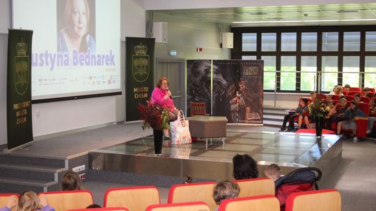 Trwają Chełmskie Targi Książki - Wieczorkowski, Bednarek, Chełmska legenda. W cieniu trzech dębów [GALERIA ZDJĘĆ]