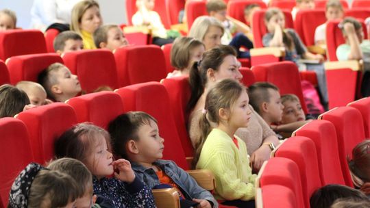 Trwają Chełmskie Targi Książki - Wieczorkowski, Bednarek, Chełmska legenda. W cieniu trzech dębów [GALERIA ZDJĘĆ]