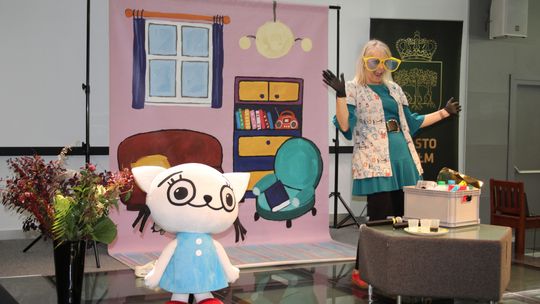 Trwają Chełmskie Targi Książki - Wieczorkowski, Bednarek, Chełmska legenda. W cieniu trzech dębów [GALERIA ZDJĘĆ]