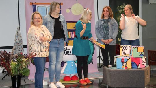 Trwają Chełmskie Targi Książki - Wieczorkowski, Bednarek, Chełmska legenda. W cieniu trzech dębów [GALERIA ZDJĘĆ]