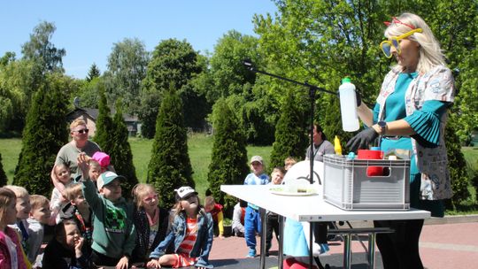 Trwają Chełmskie Targi Książki - Wieczorkowski, Bednarek, Chełmska legenda. W cieniu trzech dębów [GALERIA ZDJĘĆ]