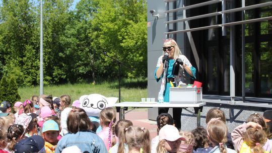 Trwają Chełmskie Targi Książki - Wieczorkowski, Bednarek, Chełmska legenda. W cieniu trzech dębów [GALERIA ZDJĘĆ]