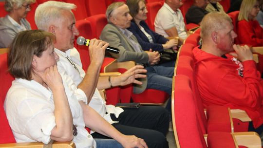 Trwają Chełmskie Targi Książki - Wieczorkowski, Bednarek, Chełmska legenda. W cieniu trzech dębów [GALERIA ZDJĘĆ]