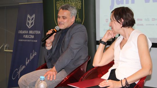 Trwają Chełmskie Targi Książki - Wieczorkowski, Bednarek, Chełmska legenda. W cieniu trzech dębów [GALERIA ZDJĘĆ]