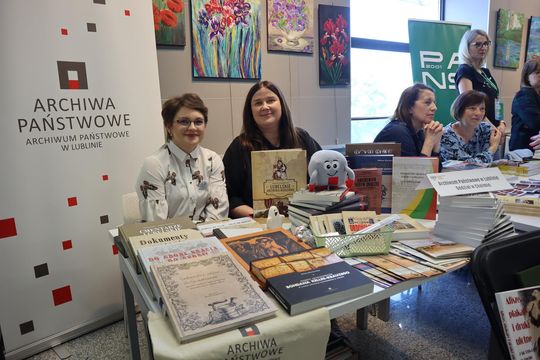 Dzieje się! Trwają Chełmskie Targi Książki [GALERIA ZDJĘĆ]