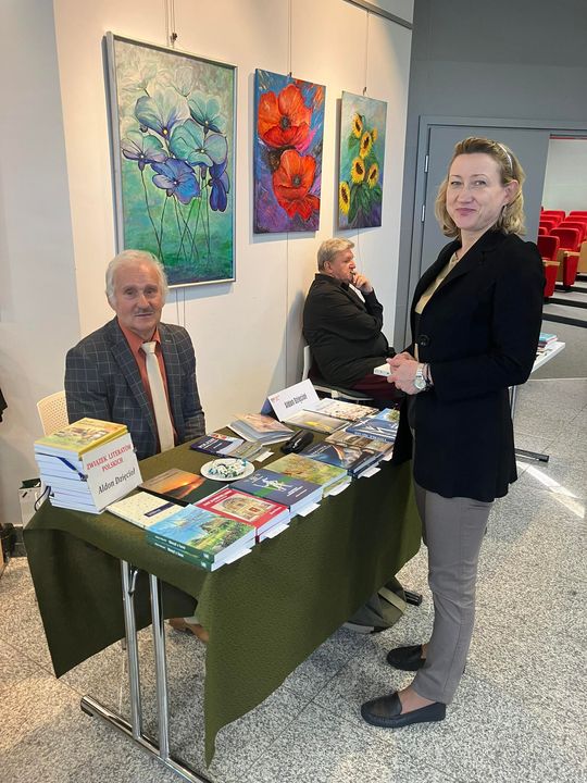 Trwają Chełmskie Targi Książki - Wieczorkowski, Bednarek, Chełmska legenda. W cieniu trzech dębów [GALERIA ZDJĘĆ]