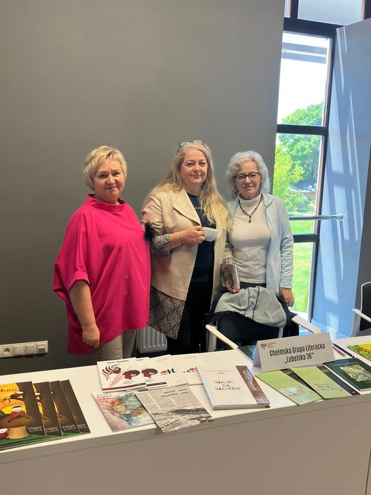 Trwają Chełmskie Targi Książki - Wieczorkowski, Bednarek, Chełmska legenda. W cieniu trzech dębów [GALERIA ZDJĘĆ]