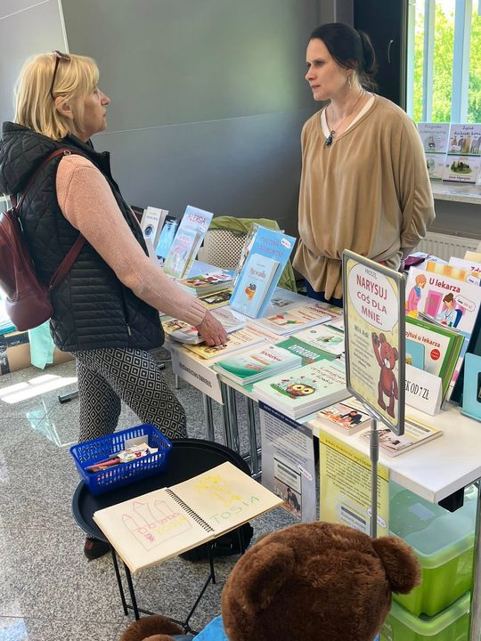 Trwają Chełmskie Targi Książki - Wieczorkowski, Bednarek, Chełmska legenda. W cieniu trzech dębów [GALERIA ZDJĘĆ]