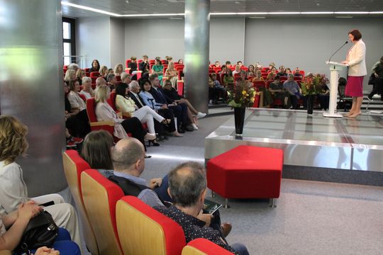 Trwają Chełmskie Targi Książki - Wieczorkowski, Bednarek, Chełmska legenda. W cieniu trzech dębów [GALERIA ZDJĘĆ]