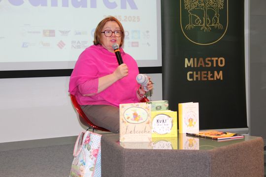 Trwają Chełmskie Targi Książki - Wieczorkowski, Bednarek, Chełmska legenda. W cieniu trzech dębów [GALERIA ZDJĘĆ]