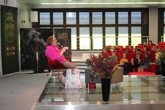 Trwają Chełmskie Targi Książki - Wieczorkowski, Bednarek, Chełmska legenda. W cieniu trzech dębów [GALERIA ZDJĘĆ]