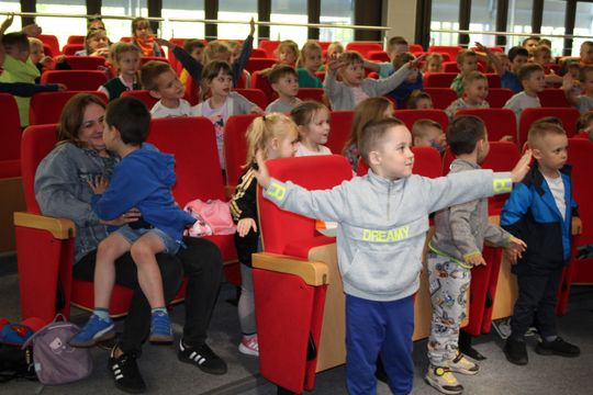 Trwają Chełmskie Targi Książki - Wieczorkowski, Bednarek, Chełmska legenda. W cieniu trzech dębów [GALERIA ZDJĘĆ]