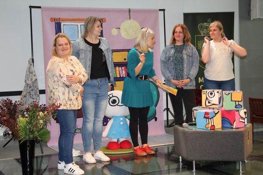 Trwają Chełmskie Targi Książki - Wieczorkowski, Bednarek, Chełmska legenda. W cieniu trzech dębów [GALERIA ZDJĘĆ]