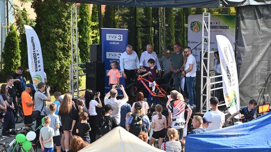 Pow. krasnostawski. Rowerowy Dzień Dziecka w Kraszczadach [GALERIA ZDJĘĆ]