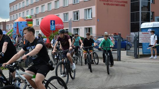 Pow. krasnostawski. Rowerowy Dzień Dziecka w Kraszczadach [GALERIA ZDJĘĆ]