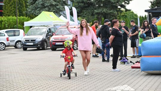 Pow. krasnostawski. Rowerowy Dzień Dziecka w Kraszczadach [GALERIA ZDJĘĆ]