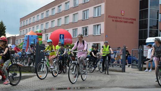 Pow. krasnostawski. Rowerowy Dzień Dziecka w Kraszczadach [GALERIA ZDJĘĆ]