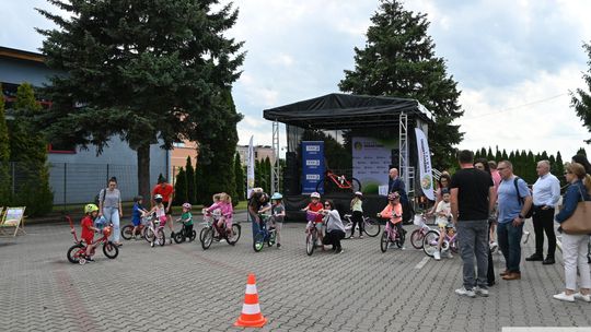 Pow. krasnostawski. Rowerowy Dzień Dziecka w Kraszczadach [GALERIA ZDJĘĆ]