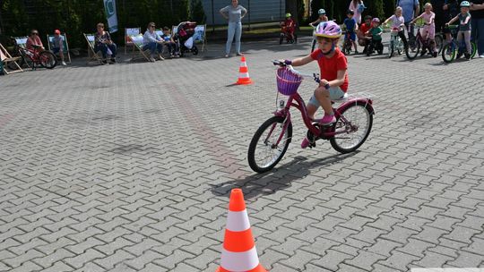 Pow. krasnostawski. Rowerowy Dzień Dziecka w Kraszczadach [GALERIA ZDJĘĆ]