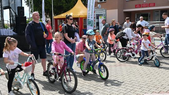 Pow. krasnostawski. Rowerowy Dzień Dziecka w Kraszczadach [GALERIA ZDJĘĆ]