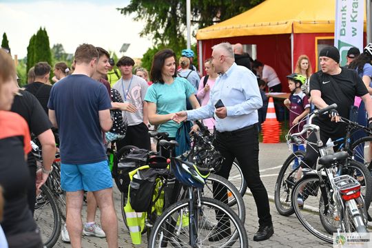 Pow. krasnostawski. Rowerowy Dzień Dziecka w Kraszczadach [GALERIA ZDJĘĆ]