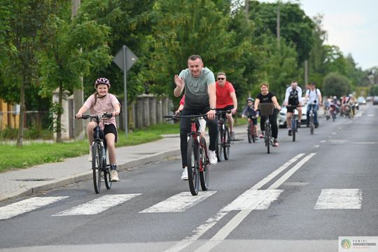 Pow. krasnostawski. Rowerowy Dzień Dziecka w Kraszczadach [GALERIA ZDJĘĆ]